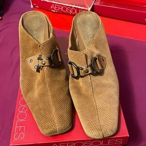 Aerosoles tan suede lined mules size 9 1/2 M